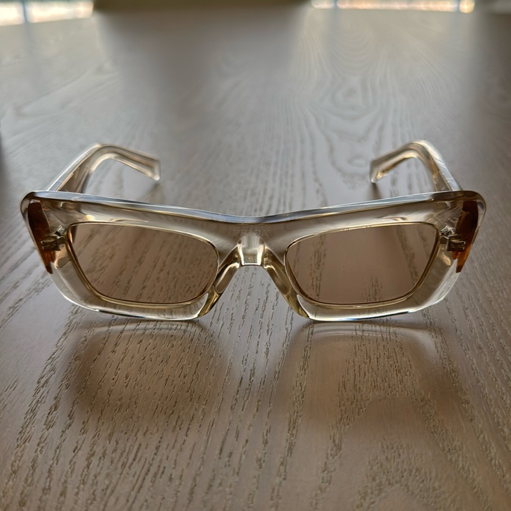 Pre-Loved Prada Sunnies